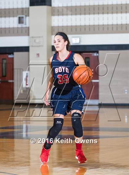 Thumbnail 1 in Boyd @ Hebron photogallery.