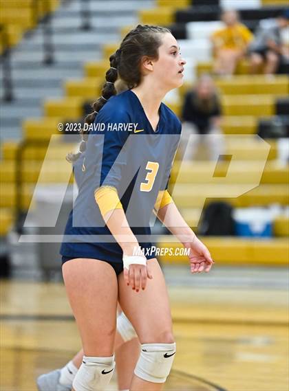 Thumbnail 1 in Frederick vs. Montrose photogallery.