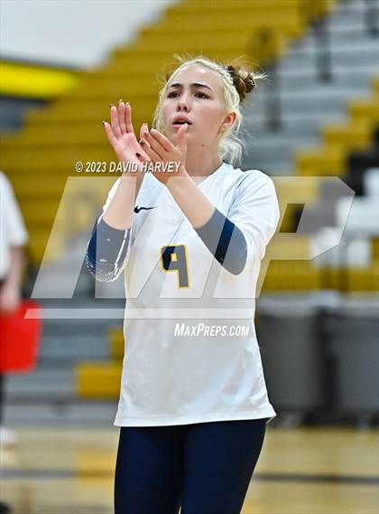 Thumbnail 3 in Frederick vs. Montrose photogallery.