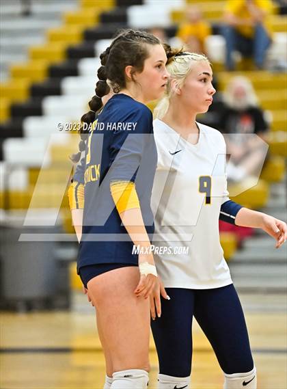 Thumbnail 3 in Frederick vs. Montrose photogallery.