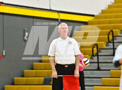 Thumbnail 2 in Frederick vs. Montrose photogallery.