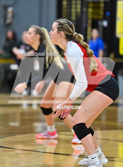 Thumbnail 2 in Frederick vs. Montrose photogallery.