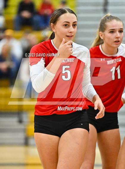 Thumbnail 3 in Frederick vs. Montrose photogallery.