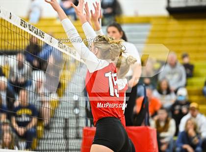 Thumbnail 3 in Frederick vs. Montrose photogallery.