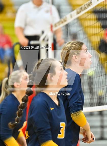 Thumbnail 2 in Frederick vs. Montrose photogallery.