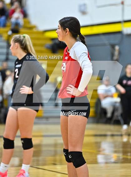 Thumbnail 3 in Frederick vs. Montrose photogallery.