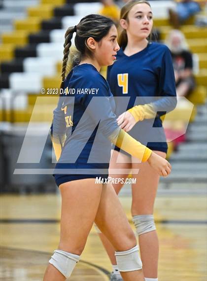 Thumbnail 1 in Frederick vs. Montrose photogallery.