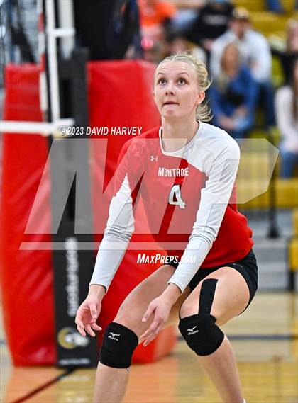 Thumbnail 2 in Frederick vs. Montrose photogallery.
