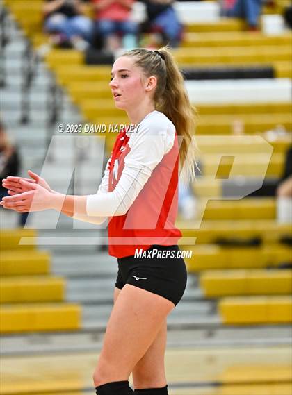 Thumbnail 3 in Frederick vs. Montrose photogallery.