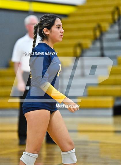 Thumbnail 2 in Frederick vs. Montrose photogallery.
