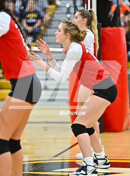 Thumbnail 3 in Frederick vs. Montrose photogallery.