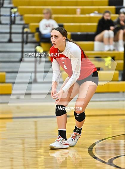 Thumbnail 3 in Frederick vs. Montrose photogallery.
