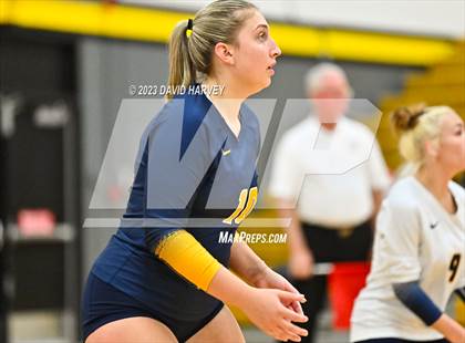 Thumbnail 2 in Frederick vs. Montrose photogallery.
