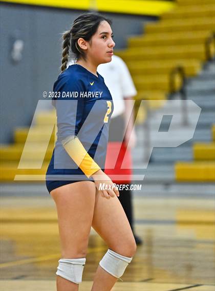 Thumbnail 1 in Frederick vs. Montrose photogallery.
