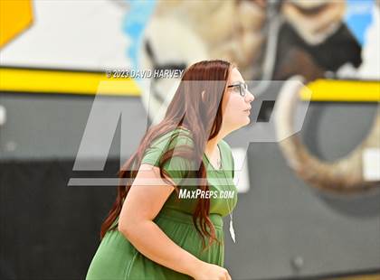 Thumbnail 3 in Frederick vs. Montrose photogallery.