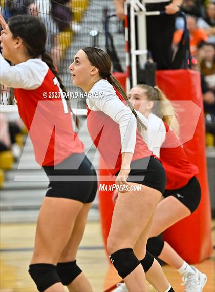 Thumbnail 2 in Frederick vs. Montrose photogallery.