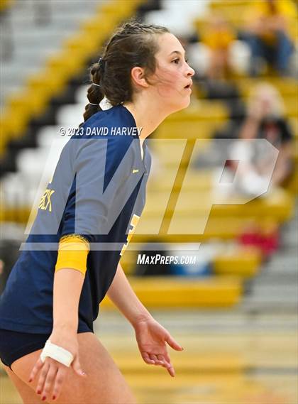 Thumbnail 1 in Frederick vs. Montrose photogallery.