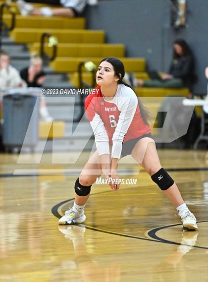 Thumbnail 2 in Frederick vs. Montrose photogallery.