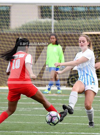 Thumbnail 3 in Arbor View vs. Bishop Gorman photogallery.