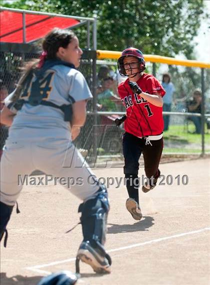 Thumbnail 1 in Los Osos @ Etiwanda photogallery.