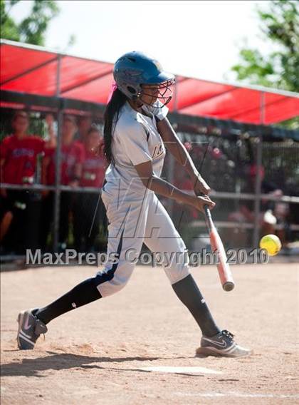 Thumbnail 1 in Los Osos @ Etiwanda photogallery.