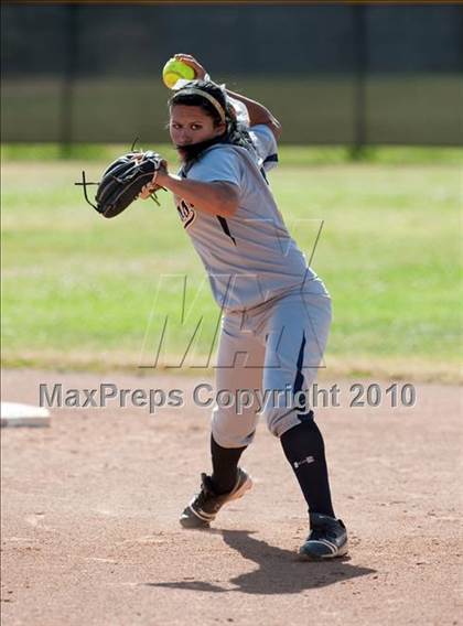 Thumbnail 2 in Los Osos @ Etiwanda photogallery.