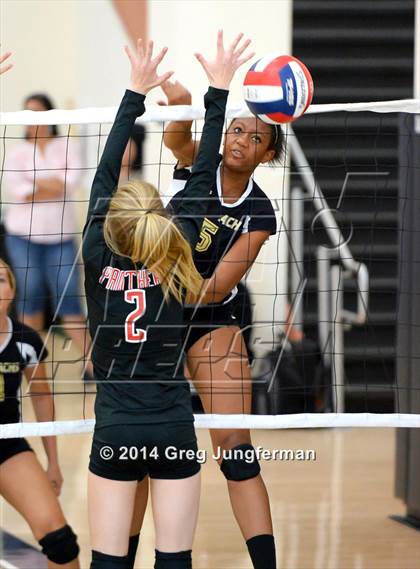 Thumbnail 3 in American Canyon vs. McKinenlyville (Nor-Cal Invitational ) photogallery.