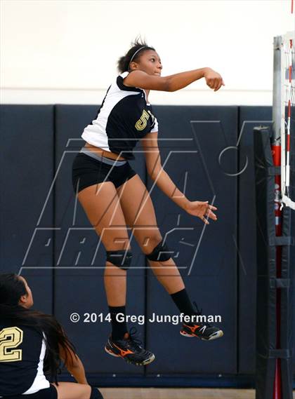 Thumbnail 2 in American Canyon vs. McKinenlyville (Nor-Cal Invitational ) photogallery.