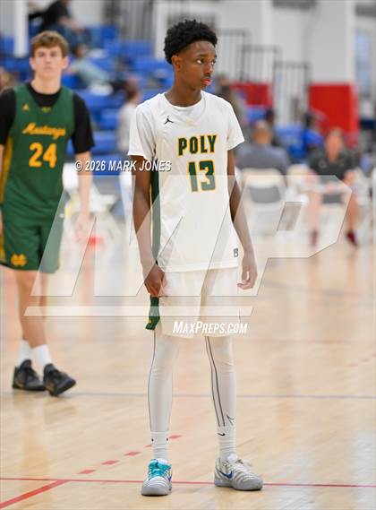 Thumbnail 3 in Mira Costa vs. Long Beach Poly (Section 7) photogallery.