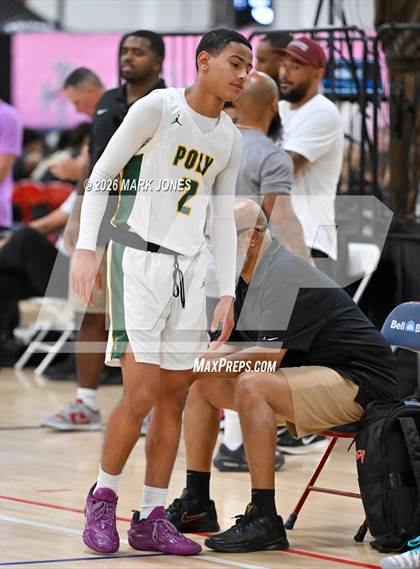 Thumbnail 3 in Mira Costa vs. Long Beach Poly (Section 7) photogallery.