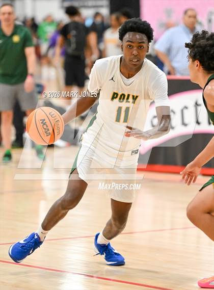 Thumbnail 2 in Mira Costa vs. Long Beach Poly (Section 7) photogallery.
