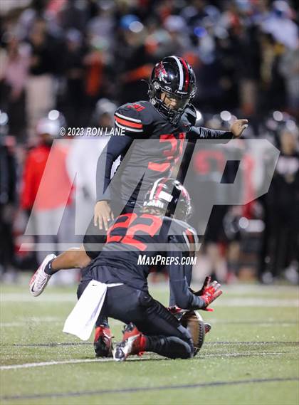 Thumbnail 3 in Mustang @ Westmoore (OSSAA 6A-1 First Round) photogallery.