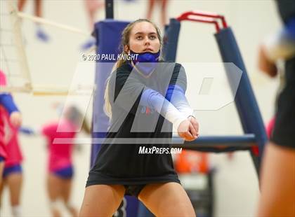 Thumbnail 3 in Georgetown @ Leander photogallery.