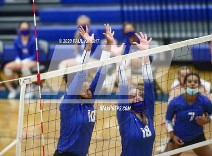 Thumbnail 3 in Georgetown @ Leander photogallery.