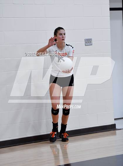 Thumbnail 1 in Tampa Prep vs Sarasota photogallery.