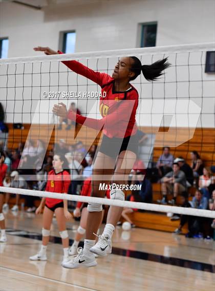Thumbnail 3 in Tampa Prep vs Sarasota photogallery.