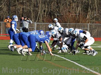 Thumbnail 3 in Middletown vs. Darien (CIAC Class L Semifinal) photogallery.