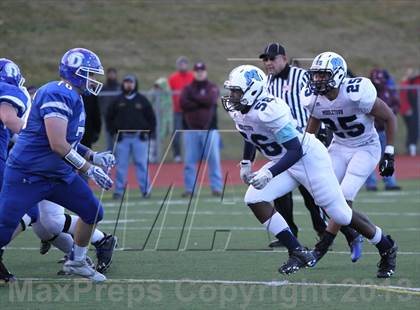 Thumbnail 1 in Middletown vs. Darien (CIAC Class L Semifinal) photogallery.