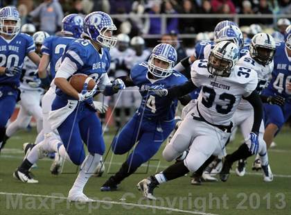 Thumbnail 1 in Middletown vs. Darien (CIAC Class L Semifinal) photogallery.