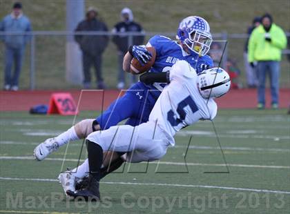 Thumbnail 3 in Middletown vs. Darien (CIAC Class L Semifinal) photogallery.