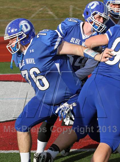 Thumbnail 2 in Middletown vs. Darien (CIAC Class L Semifinal) photogallery.