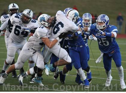 Thumbnail 3 in Middletown vs. Darien (CIAC Class L Semifinal) photogallery.