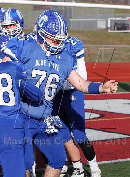 Thumbnail 3 in Middletown vs. Darien (CIAC Class L Semifinal) photogallery.