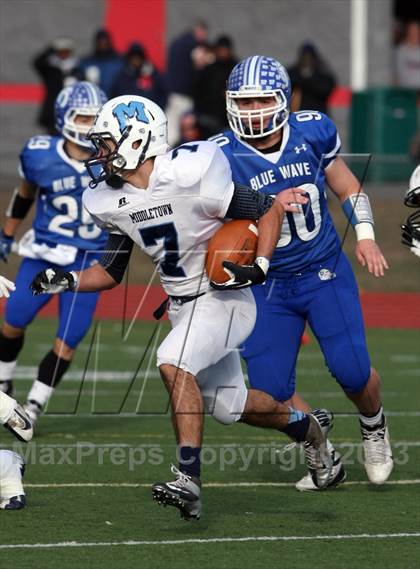 Thumbnail 3 in Middletown vs. Darien (CIAC Class L Semifinal) photogallery.