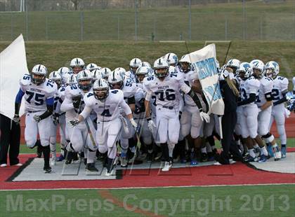 Thumbnail 2 in Middletown vs. Darien (CIAC Class L Semifinal) photogallery.