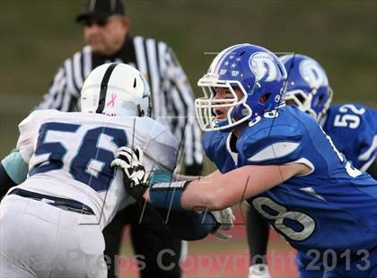 Thumbnail 2 in Middletown vs. Darien (CIAC Class L Semifinal) photogallery.