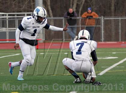 Thumbnail 2 in Middletown vs. Darien (CIAC Class L Semifinal) photogallery.