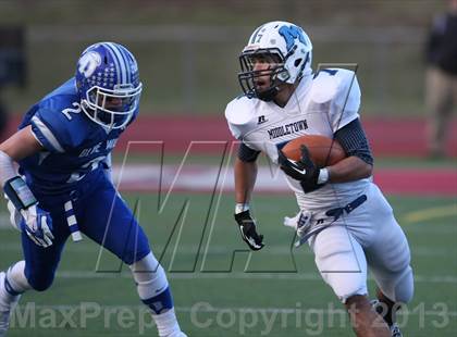 Thumbnail 2 in Middletown vs. Darien (CIAC Class L Semifinal) photogallery.