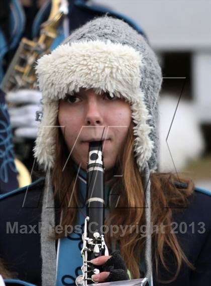 Thumbnail 1 in Middletown vs. Darien (CIAC Class L Semifinal) photogallery.
