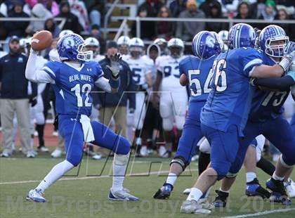 Thumbnail 3 in Middletown vs. Darien (CIAC Class L Semifinal) photogallery.